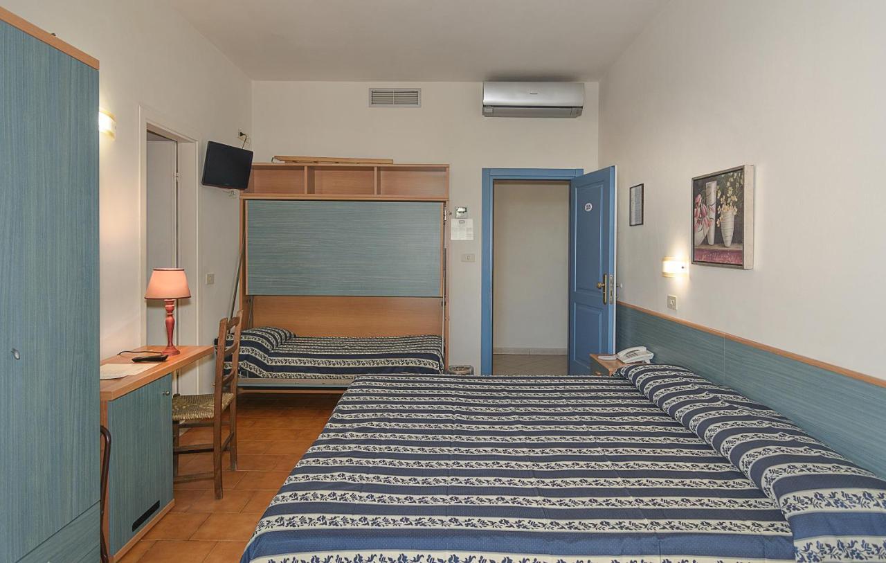 Hotel Apuana Marina di Pietrasanta Exteriér fotografie
