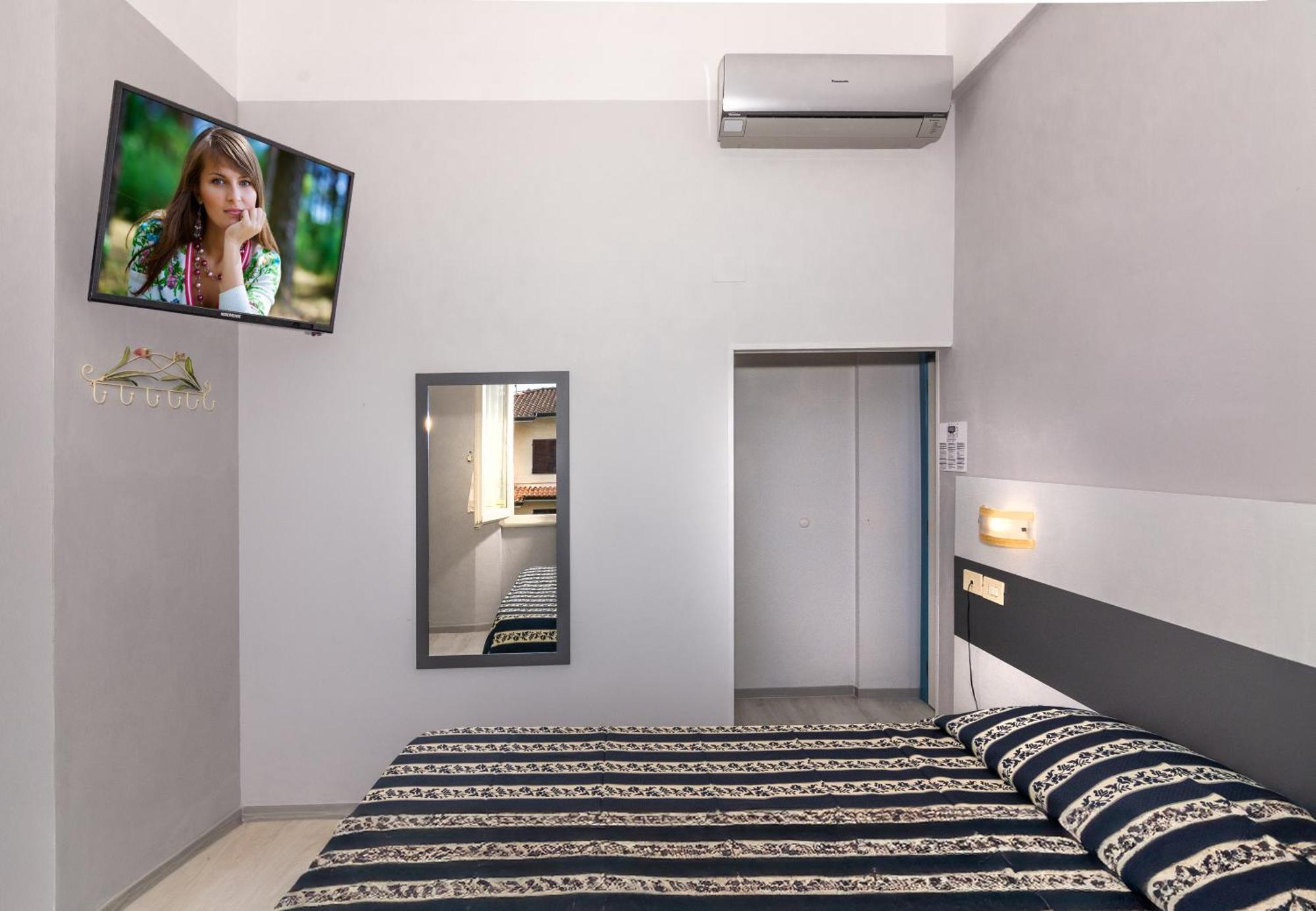 Hotel Apuana Marina di Pietrasanta Exteriér fotografie
