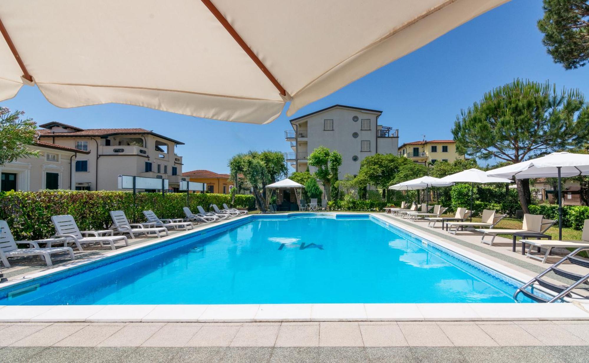 Hotel Apuana Marina di Pietrasanta Exteriér fotografie